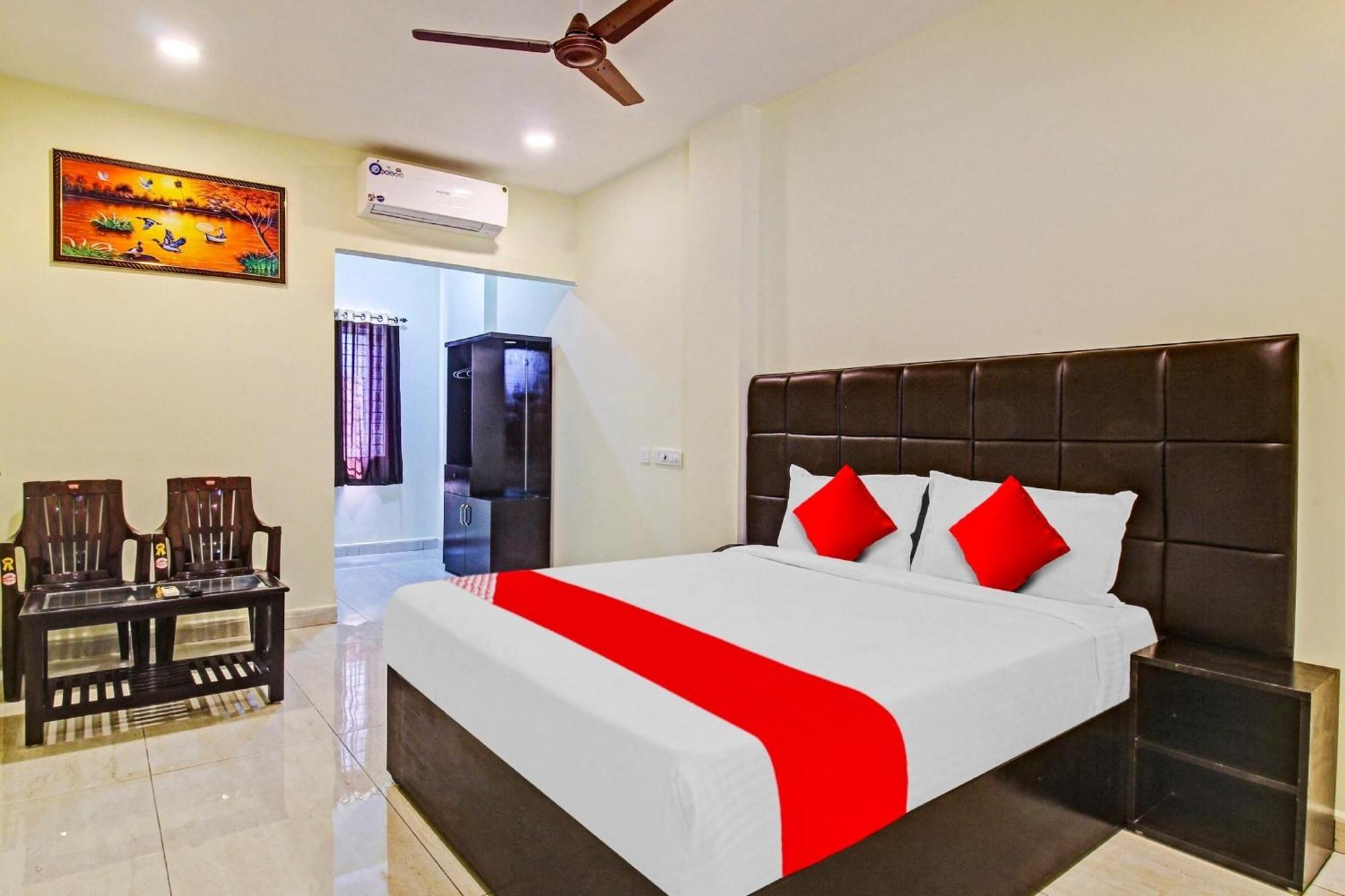 Super Hotel O Lakshmi Royal Inn วารังกัล ภายนอก รูปภาพ