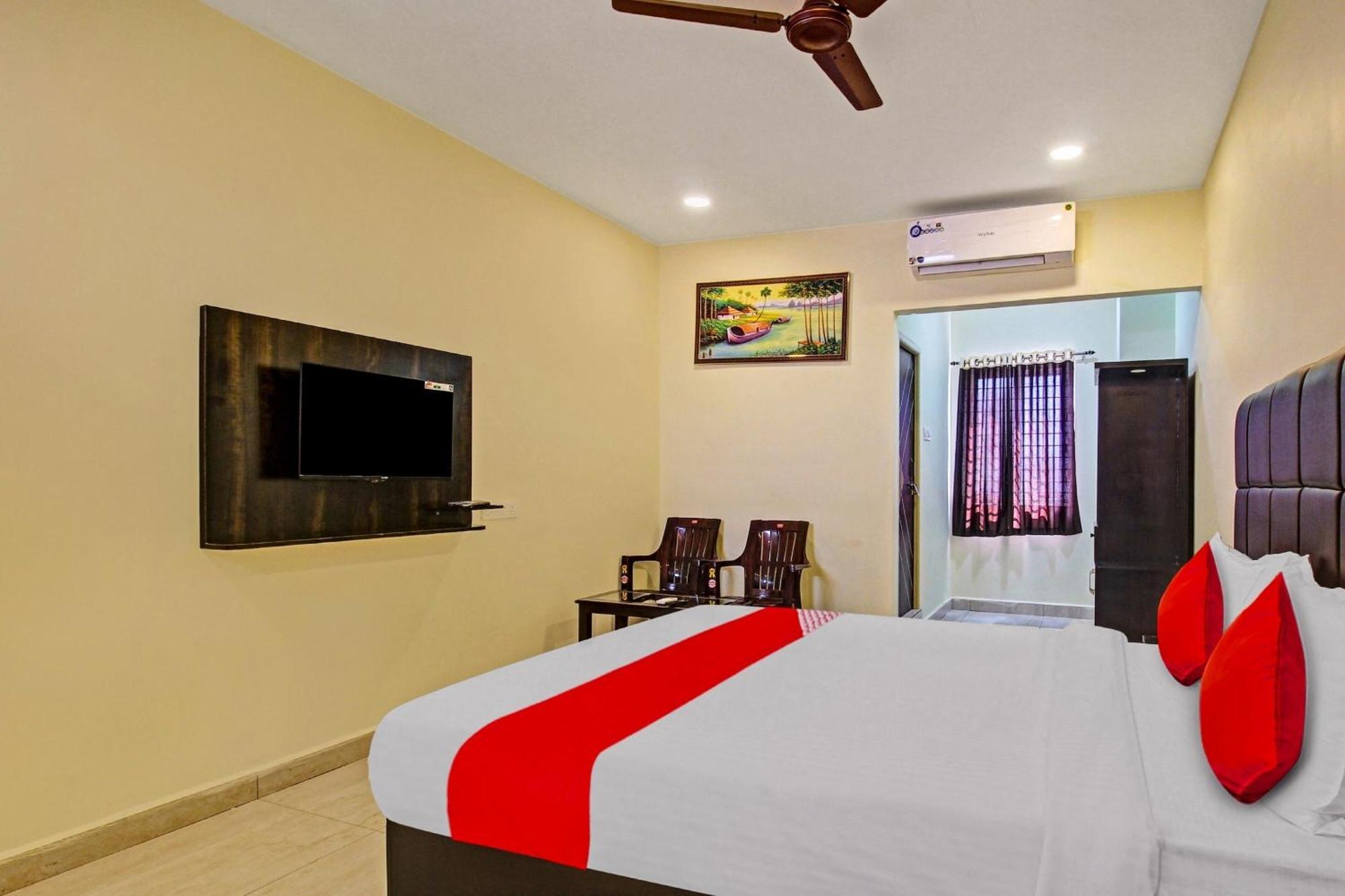 Super Hotel O Lakshmi Royal Inn วารังกัล ภายนอก รูปภาพ