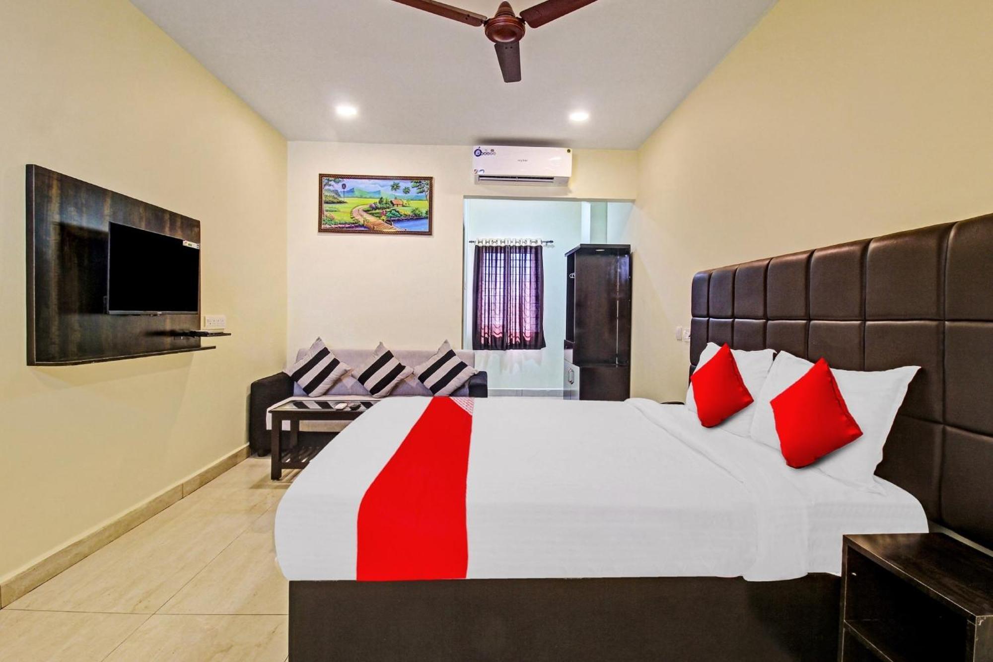 Super Hotel O Lakshmi Royal Inn วารังกัล ภายนอก รูปภาพ